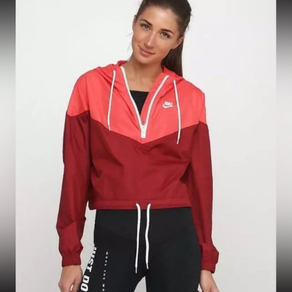 Nike Sportwear Windrunner Cropped Lightweight Color Block Hooded Windebreaker SM